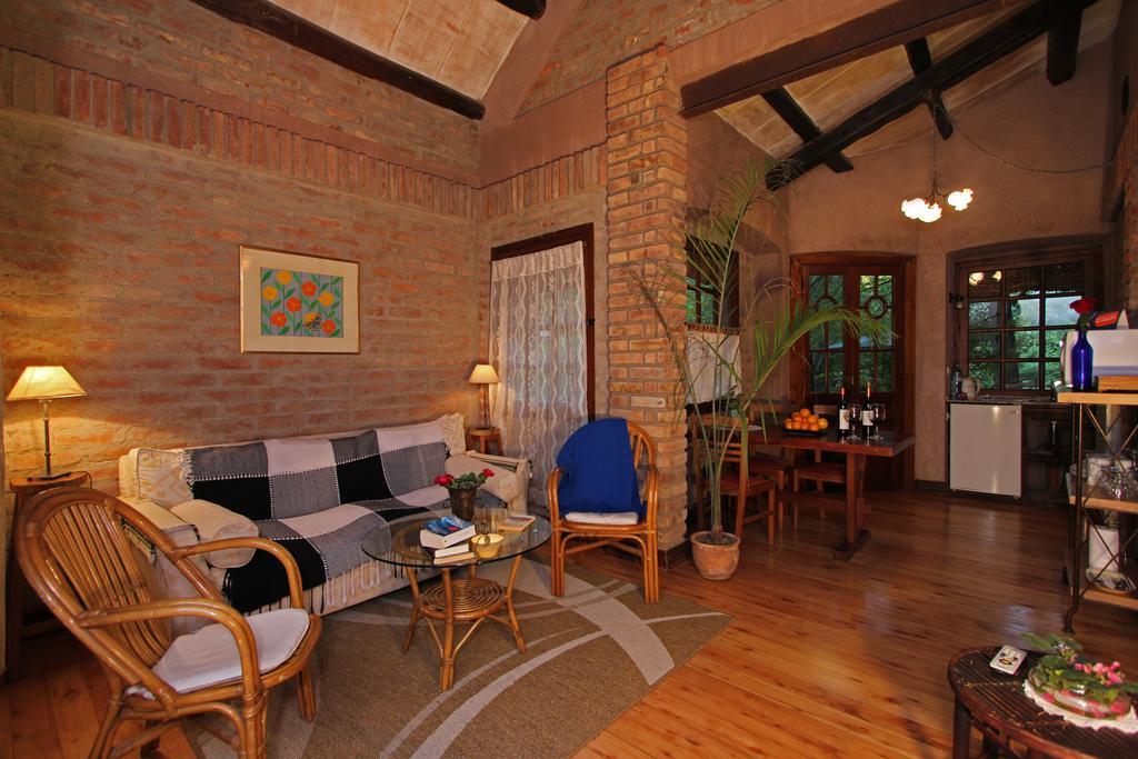 Hotel Casa Glebinias Chacras de Coria Exterior foto